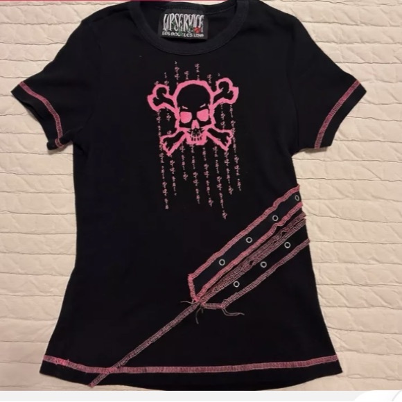 ISO PINK LIP SERVICE TOPS+SKIRT๐๐ท๏ธ - Picture 3 of 7